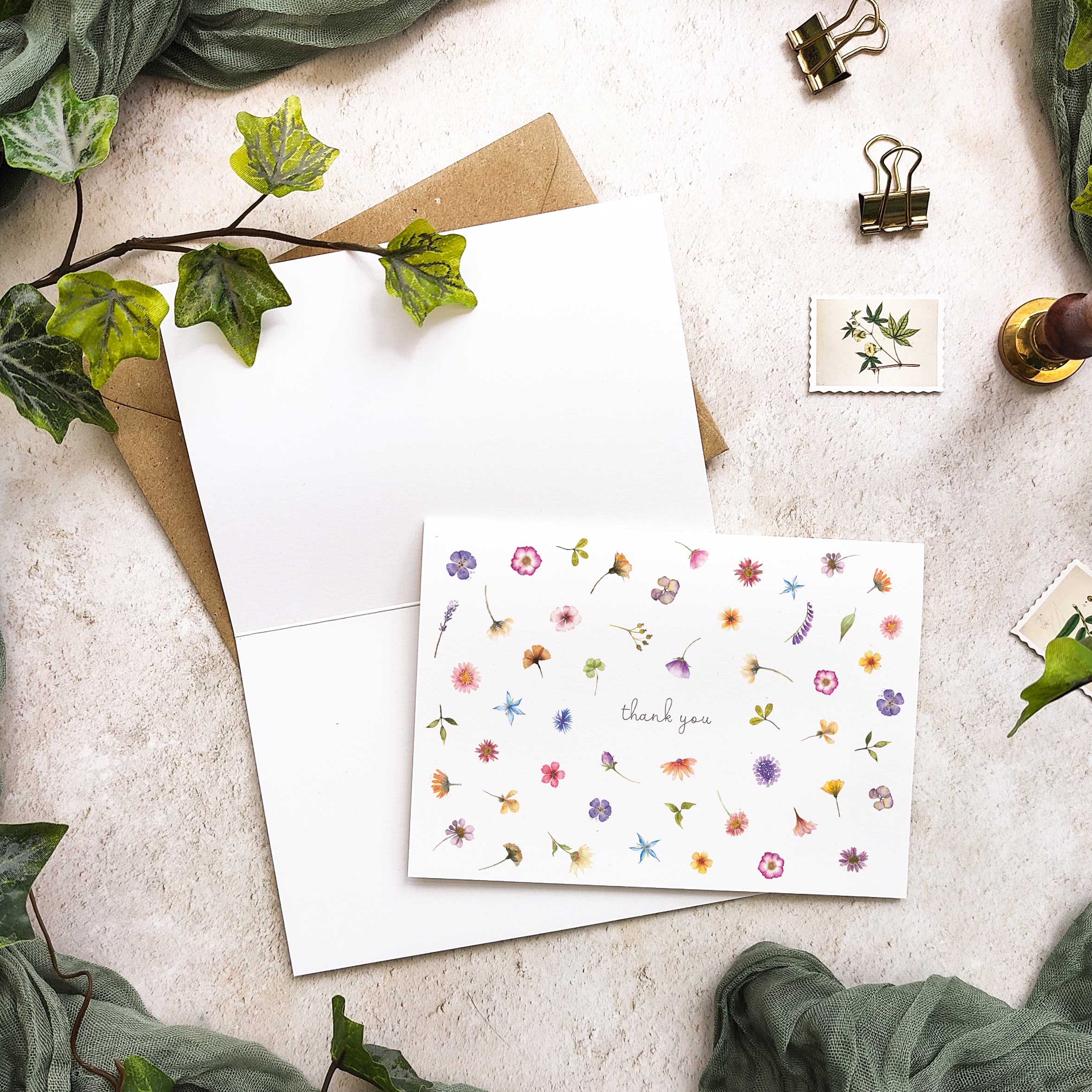 Paper Willow – wholesale Thank you card – Pressed Wildflowers Folded Thank You Card and Envelope2