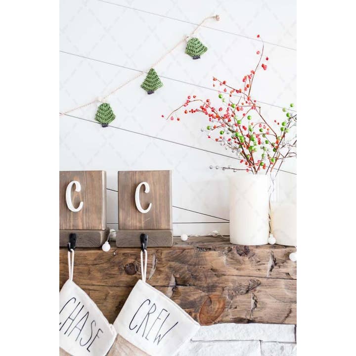 TOMOPOD LLC – wholesale Bunting/garland – Crochet Pine Tree Garland, Christmas Bunting, Mantle Garland