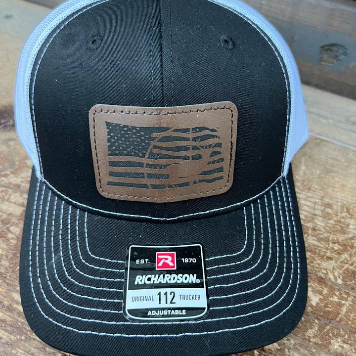 Designed To Flaunt - Vente Casquette trucker – homme - Casquette Trucker Richardson 112 Buck Homme Drapeau Américain14