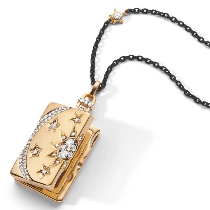 ACCITY - Wholesale Locket Necklace - Moon Shell Locket Necklace – Vintage Gold-Plated_CWMM69625