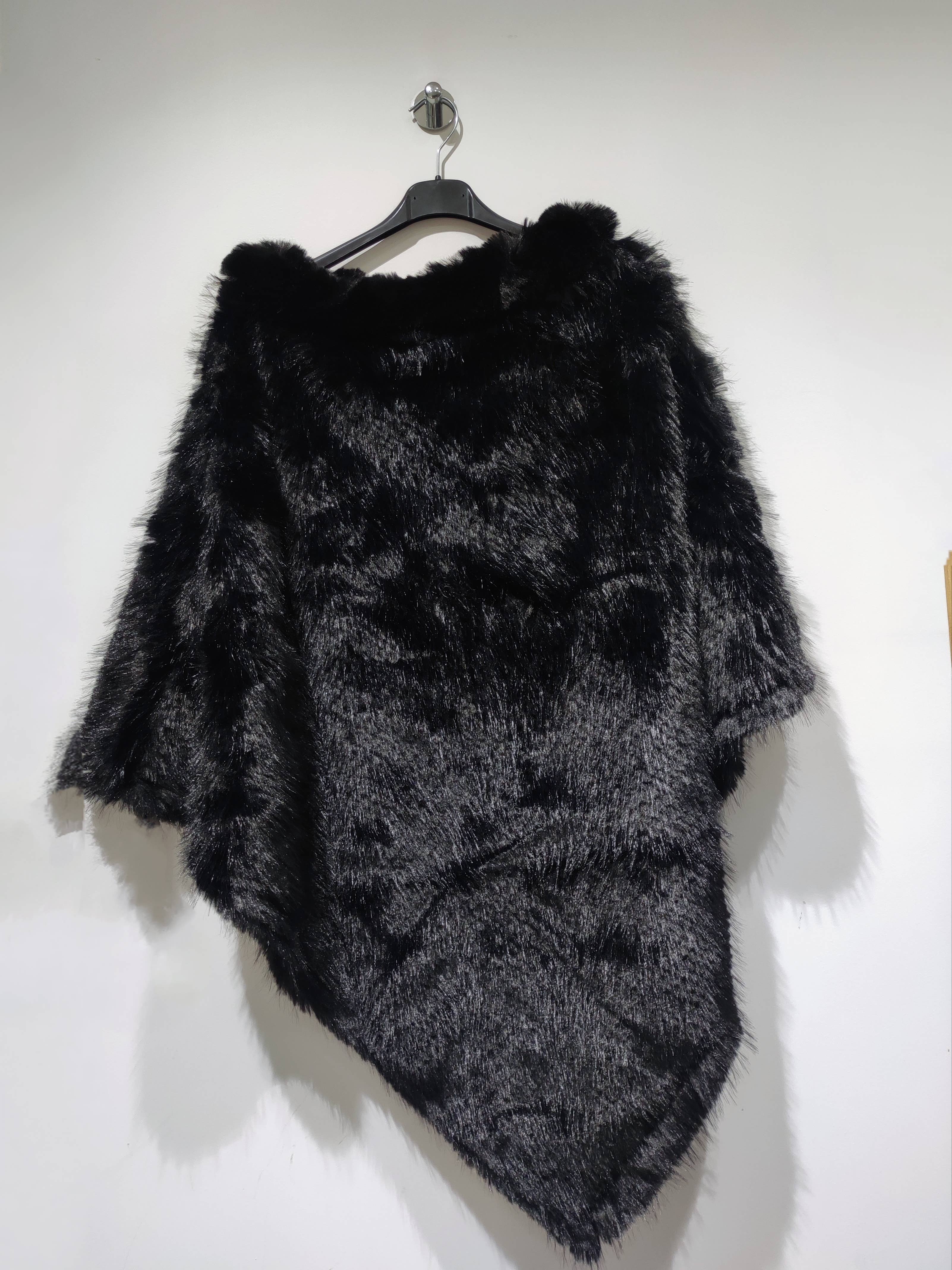 Pomelo paris – Engroshandel Poncho - Dame – POCO 03 - Pakke 3 STK7