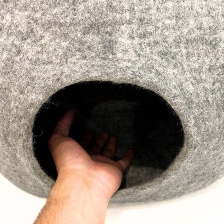 Woollyfelt - Wholesale Pet cave – Cat/dog - Felt Wool Cat Cave - Eco-Friendly Round Cat House5