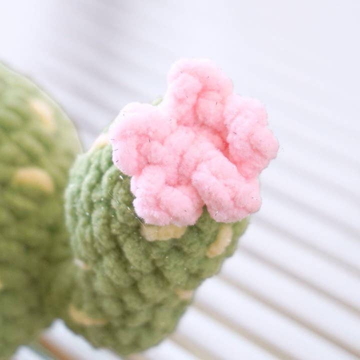TOMOPOD LLC - Wholesale Stuffed/Plush Toy - Kids & Baby - Crochet Pretty Cactus Cat, Stuffed Animal, Amigurumi Cat