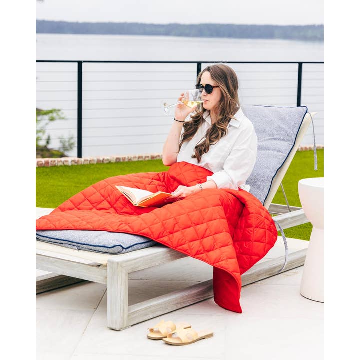 Puffer Blanket for wholesale by Pretty Rugged