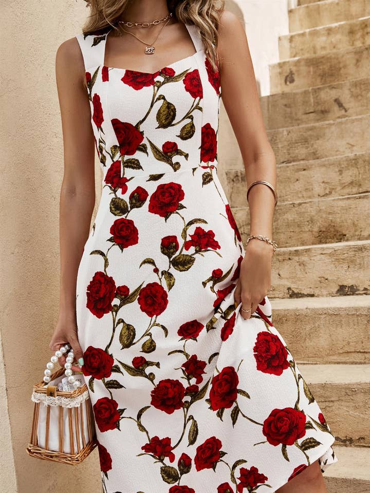 Røde Roser Print Hjertehals Midi Kjole I Off White for engroshandel hos FS Collection