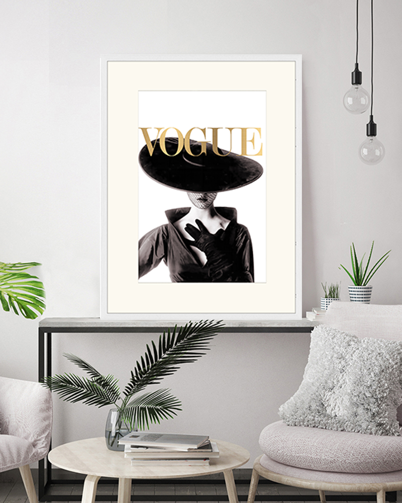 Weiss Vogue-Coverbild als Wandkunstdruck mit Rahmen für den Großhandel auf Faire12
