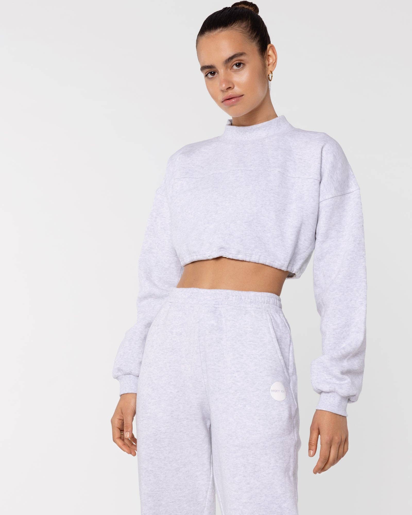 Nicky Kay - Wholesale Sweatshirt – Women's - Organic Cotton Cropped Sweatshirt1
