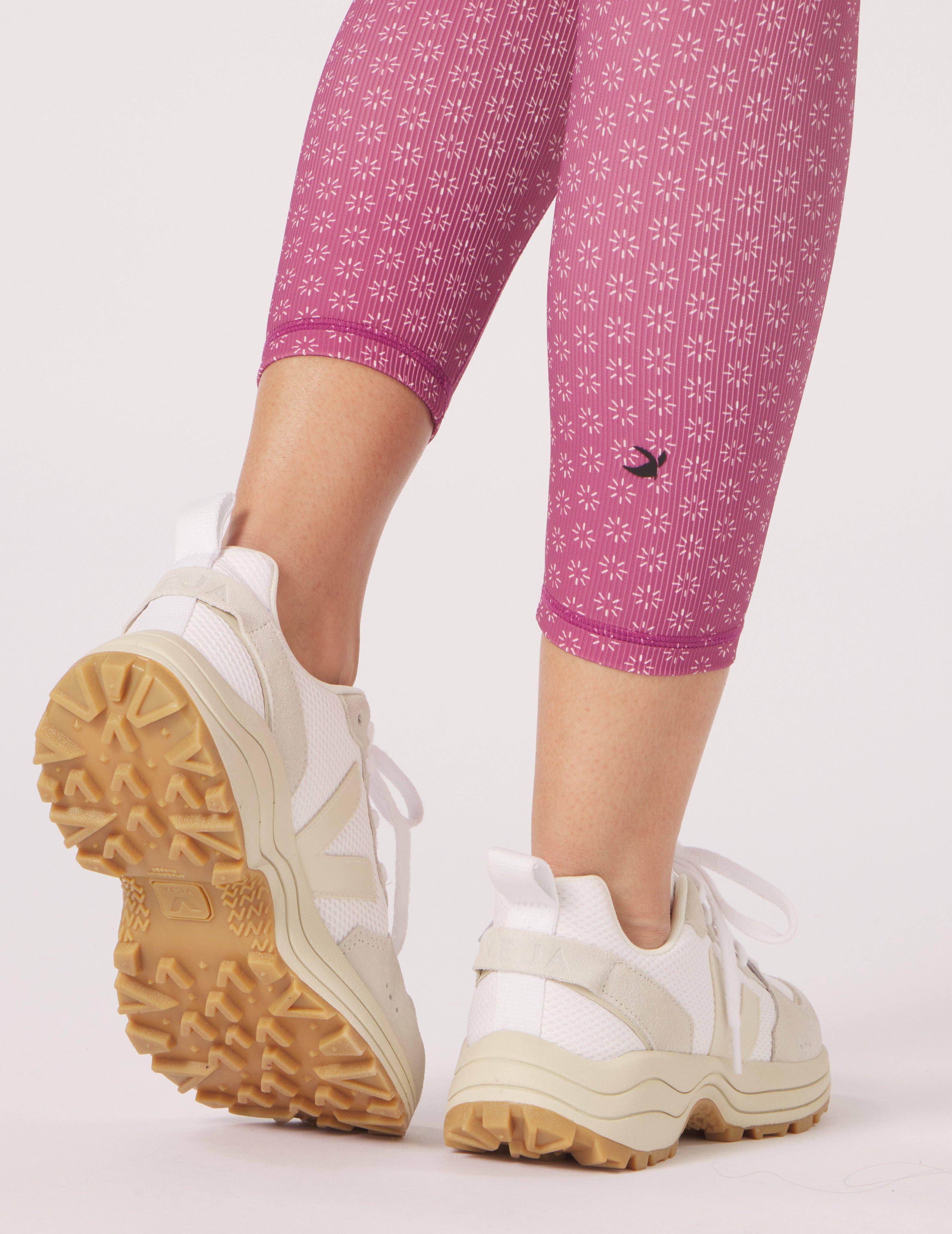 Rouge Sultry 7/8 Legging: Rouge/Peony Sunburst for wholesale on Faire2