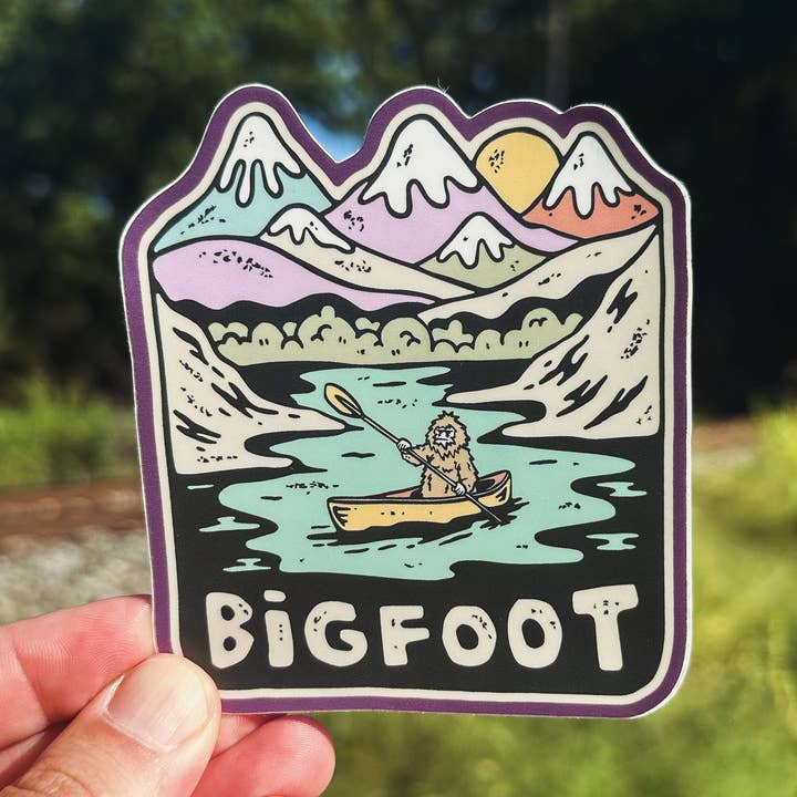 Excursion en canoë Bigfoot | Autocollant pour la vente par Menottees