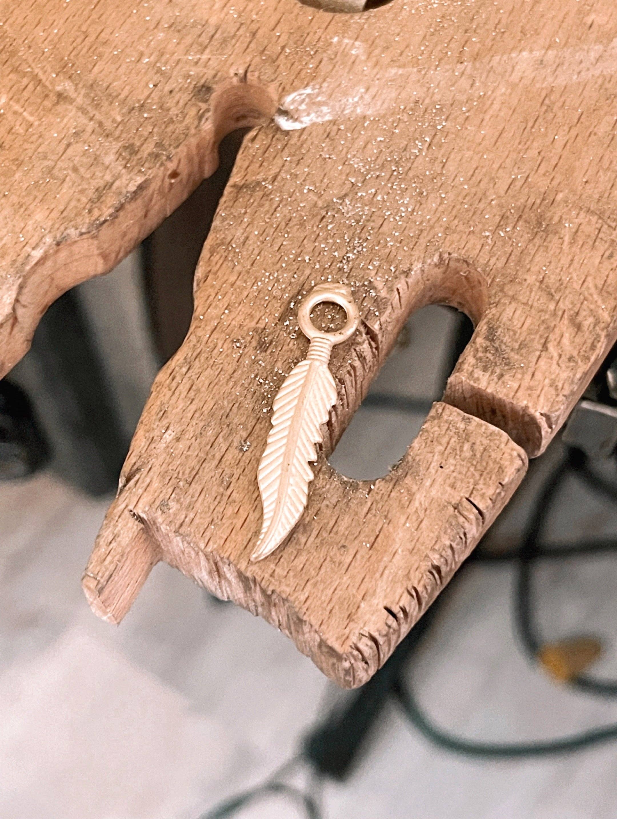 55 North Studio - Wholesale Pendant/Charm Necklace - Living in Truth (Feather)2