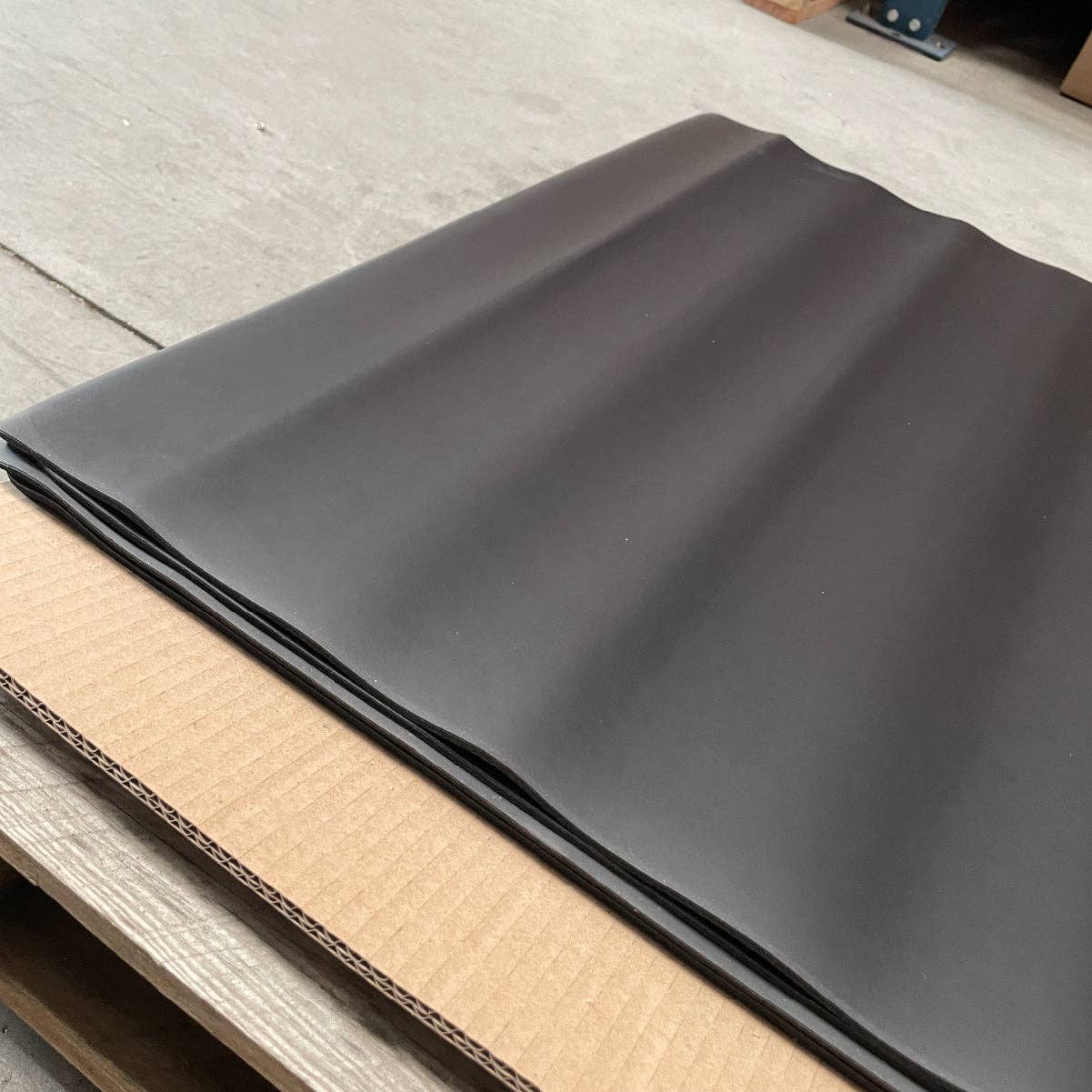 Yoga Junkies - Wholesale Yoga Mat - Brand New PRO Yoga Mat with Slight Waviness - Reduced Price!2