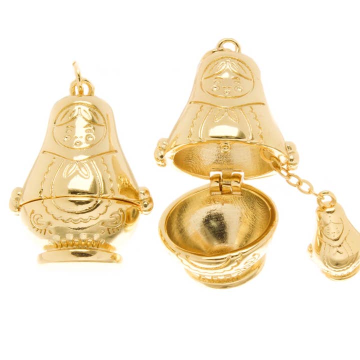 Jewel Pledge - Wholesale Individual Charm/Pendant - Gold Or Silver Matryoshka Nesting Doll Charm CPG-CPS26887