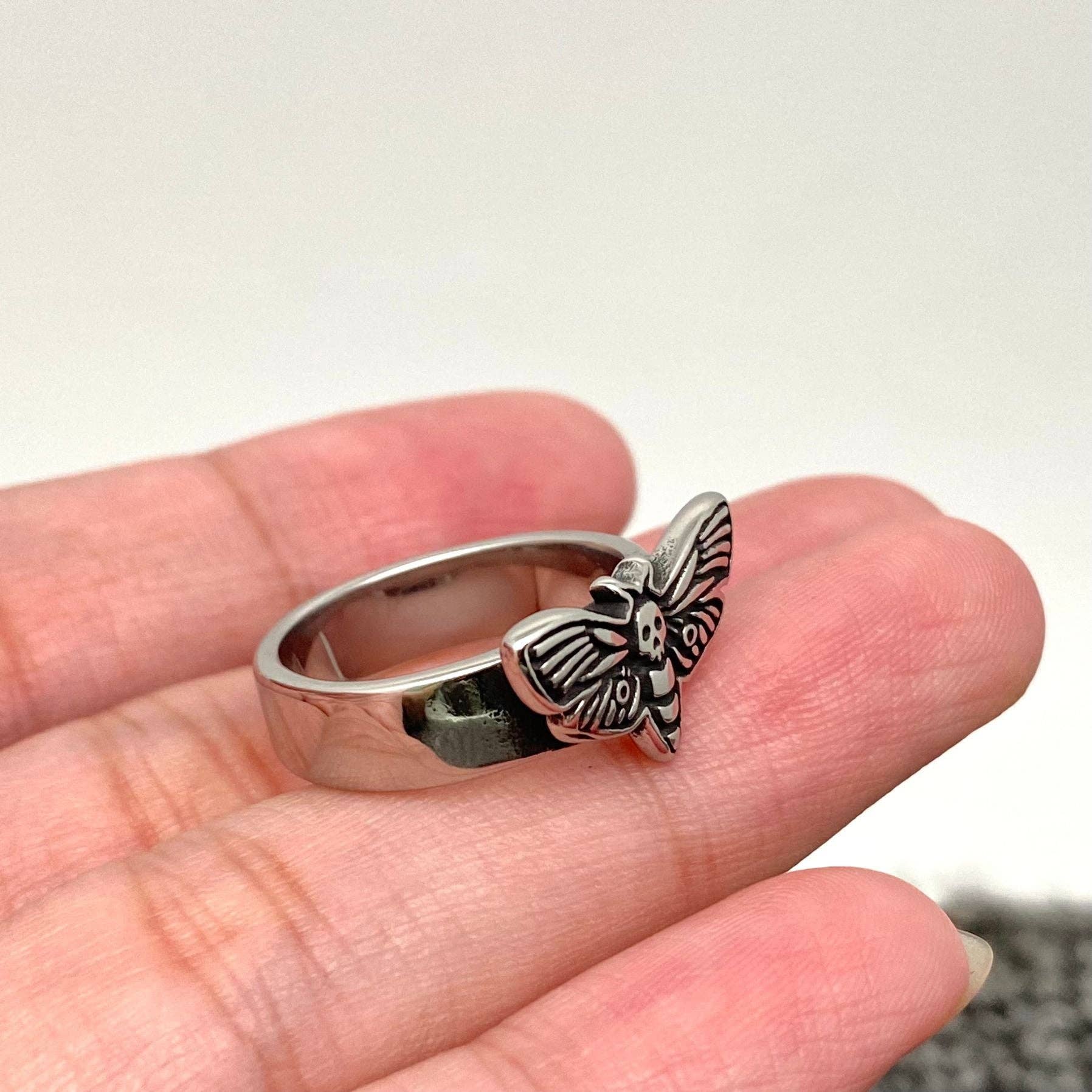Mio Queena - Wholesale Cocktail/Statement Ring - Women's Stainless Steel Moth Ring1