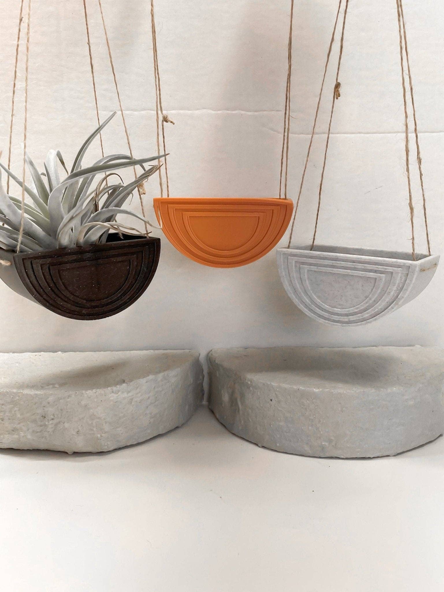 Rosebud Homegoods – Engroshandel Hængende plantekasse – Hængende regnbueplantekasse1