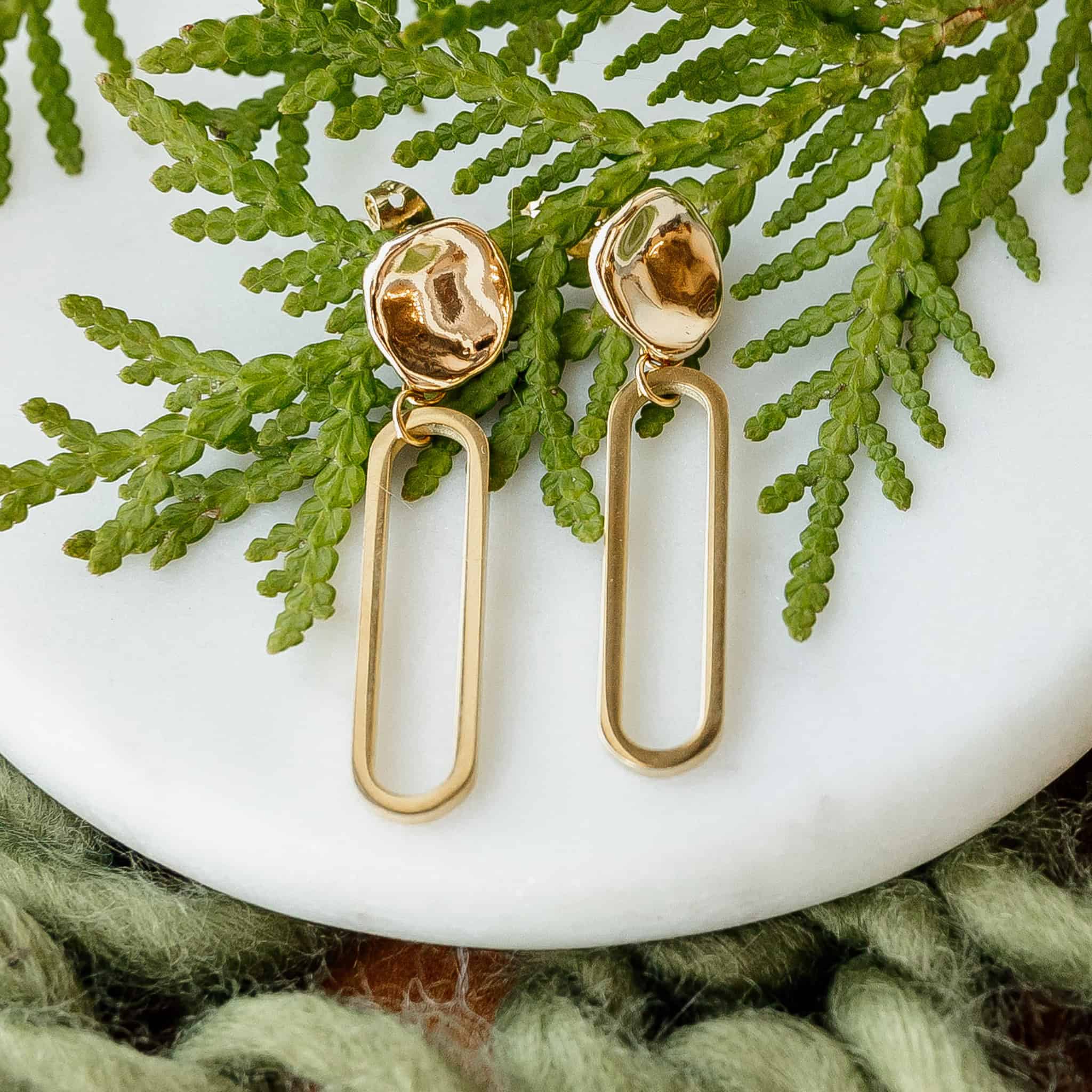 Sela Designs - Venta al por mayor Pendientes colgantes - Pendientes colgantes Cleo de oro4