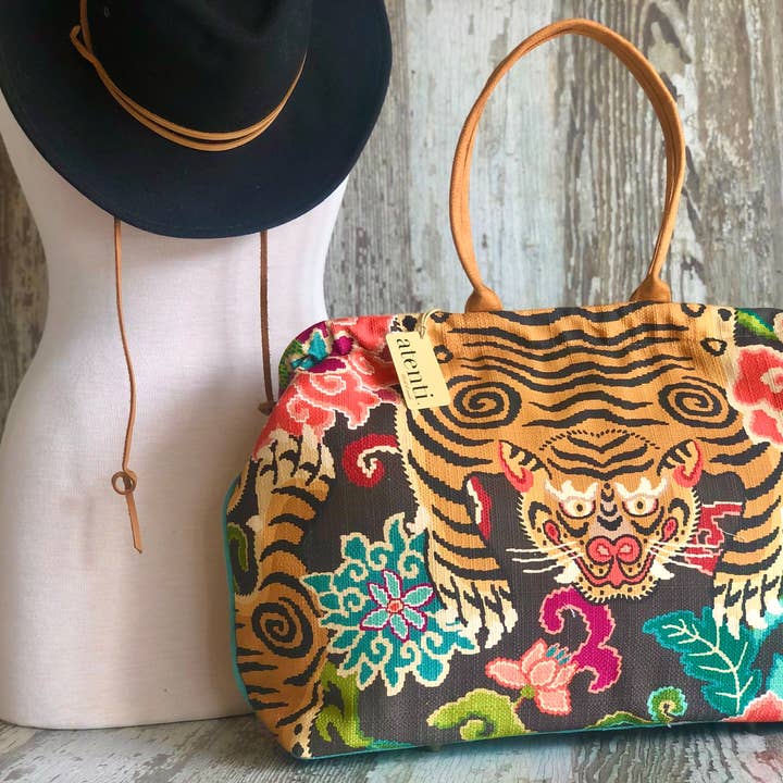 Atenti - Wholesale Tote Bag - Women's - Le Tigre Pioneer Modern Tapestry Doctor Bag w/ Metal Frame0