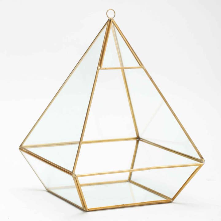 Portofino International Trading, USA - Wholesale Terrarium - Geometric Pyramid Terrarium Display 11.5"