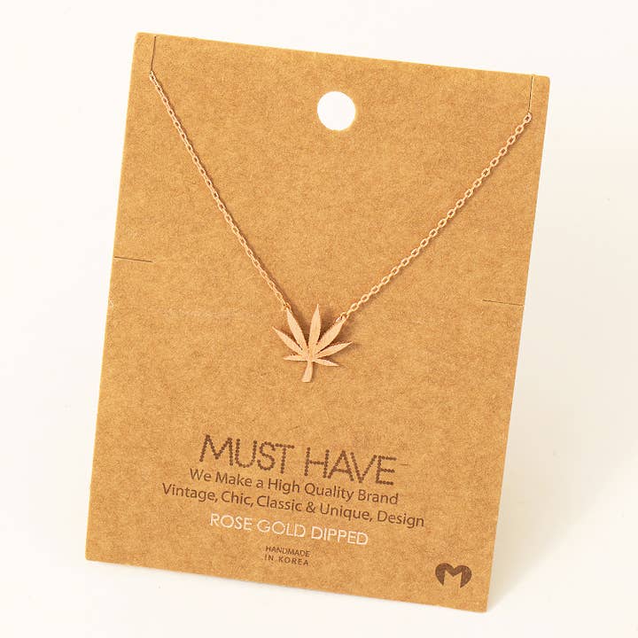 Fame Accessories - Wholesale Pendant/charm necklace - Cannabis Leaf Pendant Necklace2