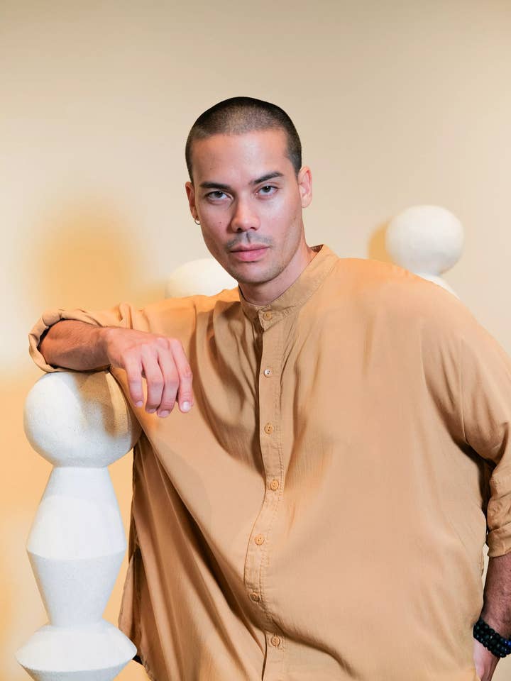 FLORES SHIRT BROWN A MAN for wholesale by Aanoukis Swimwear