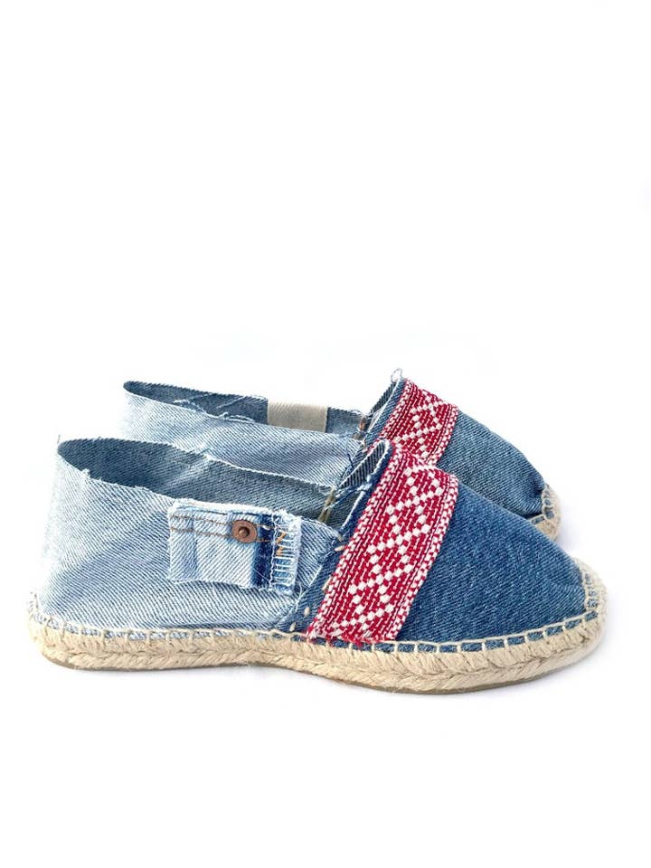 VERNIETETER ETNICO Rote handgefertigte Vintage Levi's Espadrilles für den Großhandel von Le Fanghe