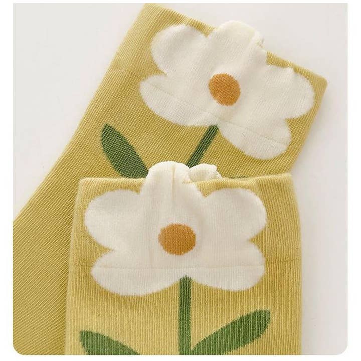 Tourtiwi – wholesale Socks – Women's – Tulip Floral Patterned Crew Socks6