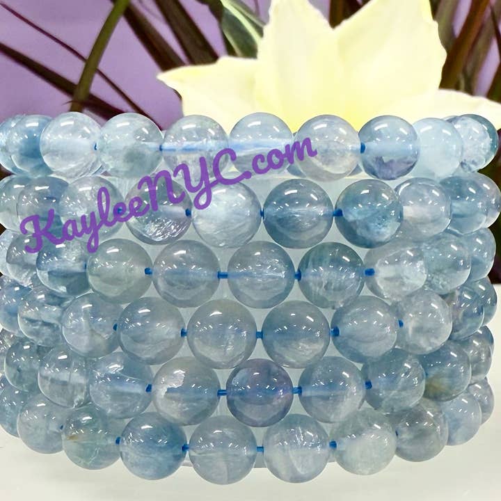 Pulsera elástica de cristal de fluorita azul natural de 8 mm y 7,5” para venta al por mayor de KayleeNYC