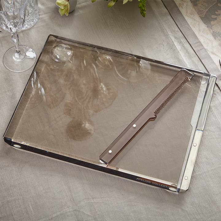 Solid Challah Board Smoke voor wholesale door Apeloig Collection