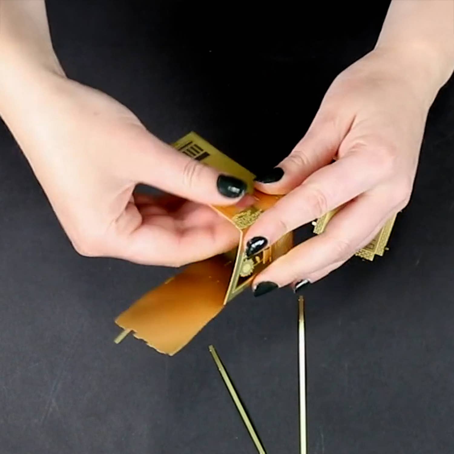 Botanopia - gifts , decor and cards for plant lovers – wholesale DIY craft kit – Tiny Treehouse for your plants2