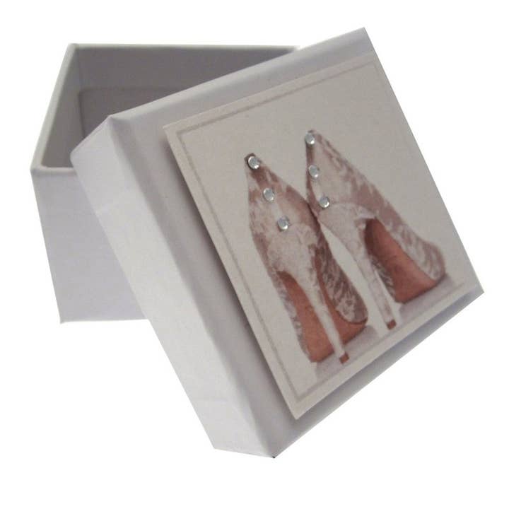 White Cotton Cards – wholesale Påse/låda för partygåva – Mini Box - Elfenbensskor (BX44)1