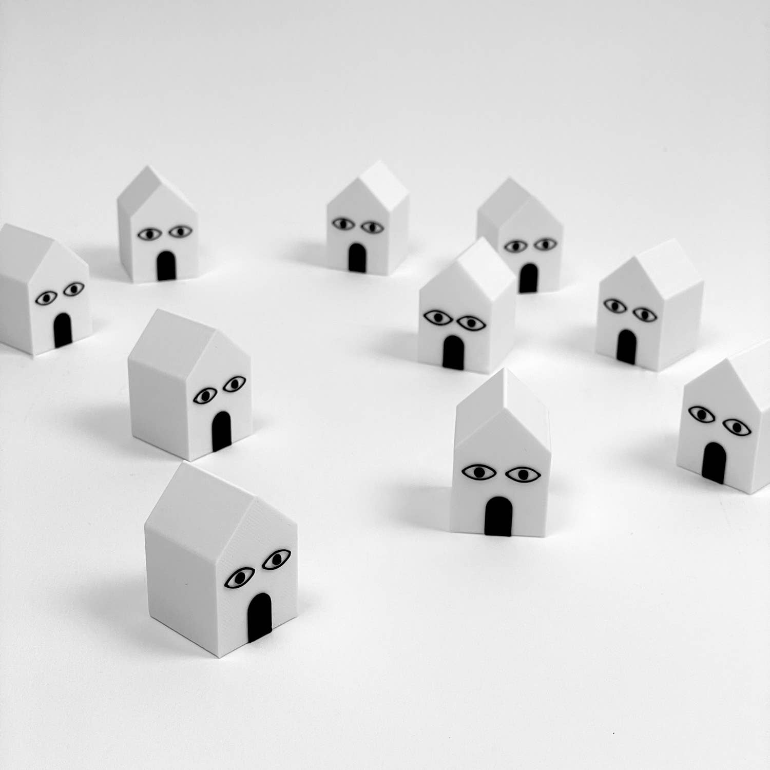 Tadashi Studio - Wholesale Decorative Tabletop Object - Mini House2