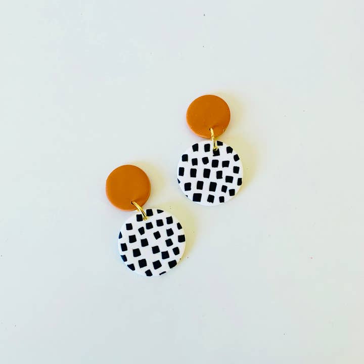 No Shrinking Violet - Wholesale Dangle Earrings - Dreaming - Dotty Medium Earrings1