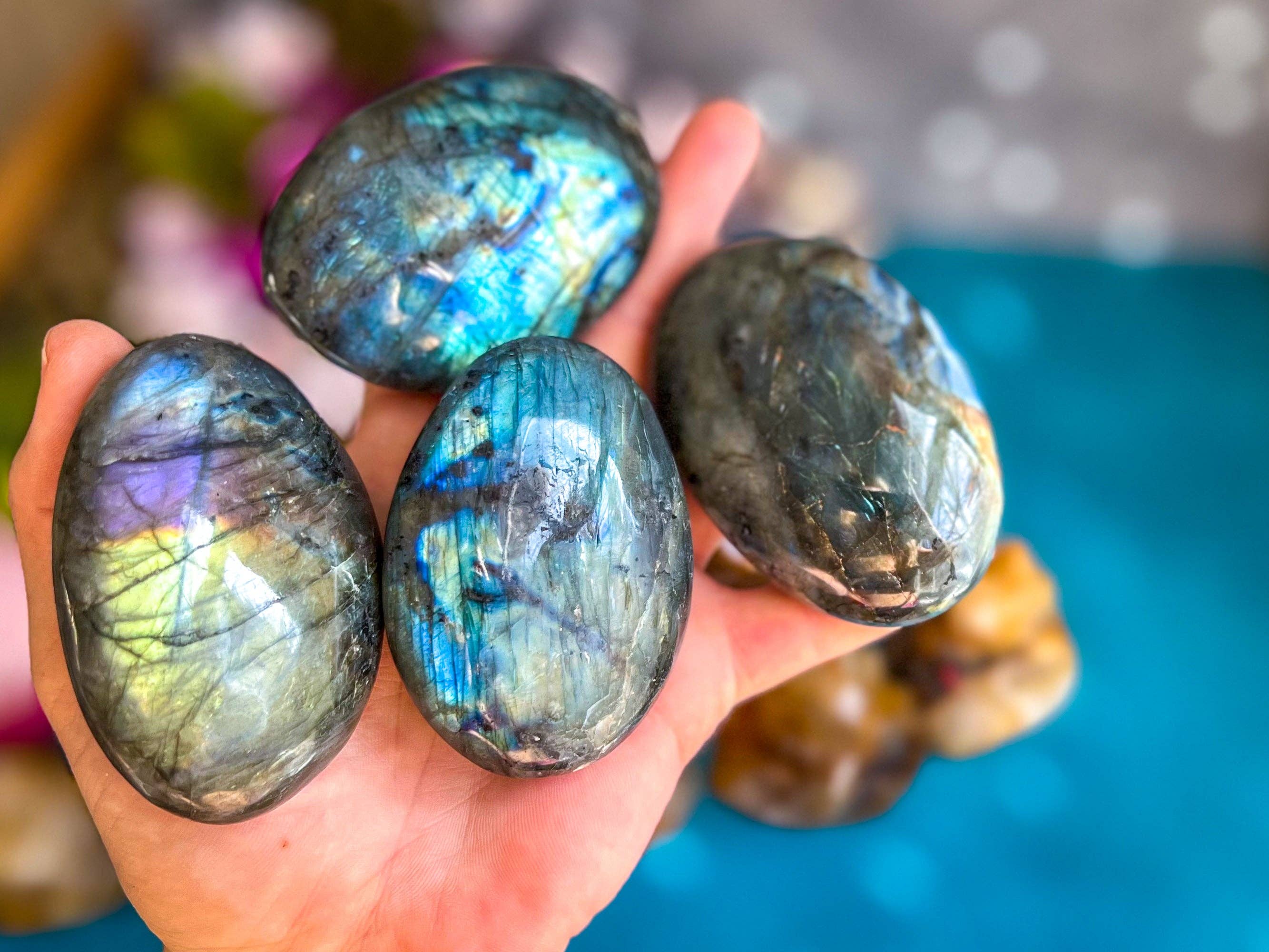 Mandala Gems - Wholesale Spiritual Stone/Crystal - PRETTY Labradorite Palm Stone4