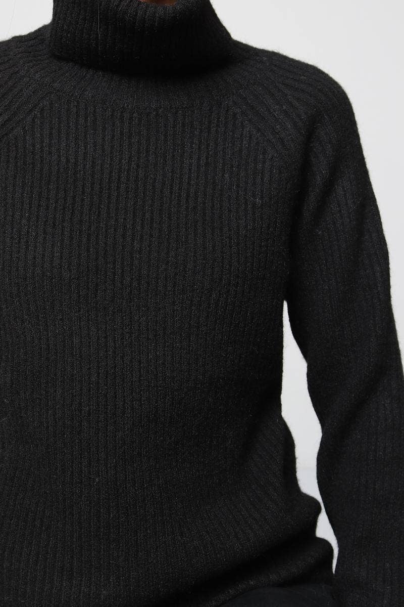 DIX-ONZE - Vente Pull en maille – femme - Pull Maille Côtelée – Col Roulé & Manches Longues23