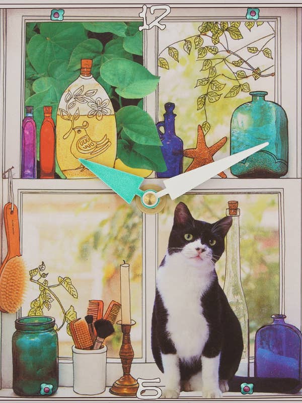 Horloge à collage Tuxedo Cat pour la vente par Lea Alboher