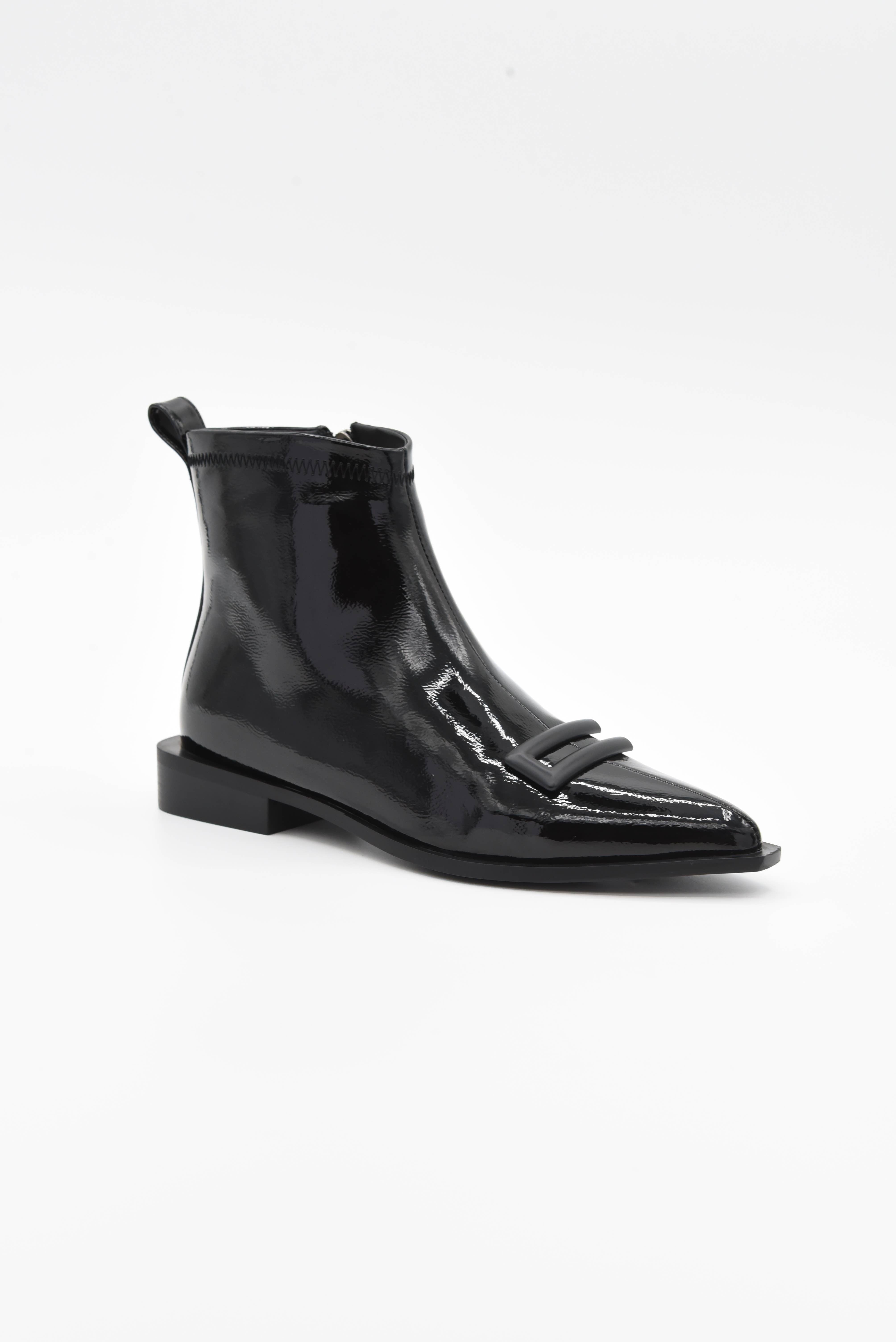 Azarey - Wholesale Booties - Women's - Patent flat ankle boot with front detail 462K157 6