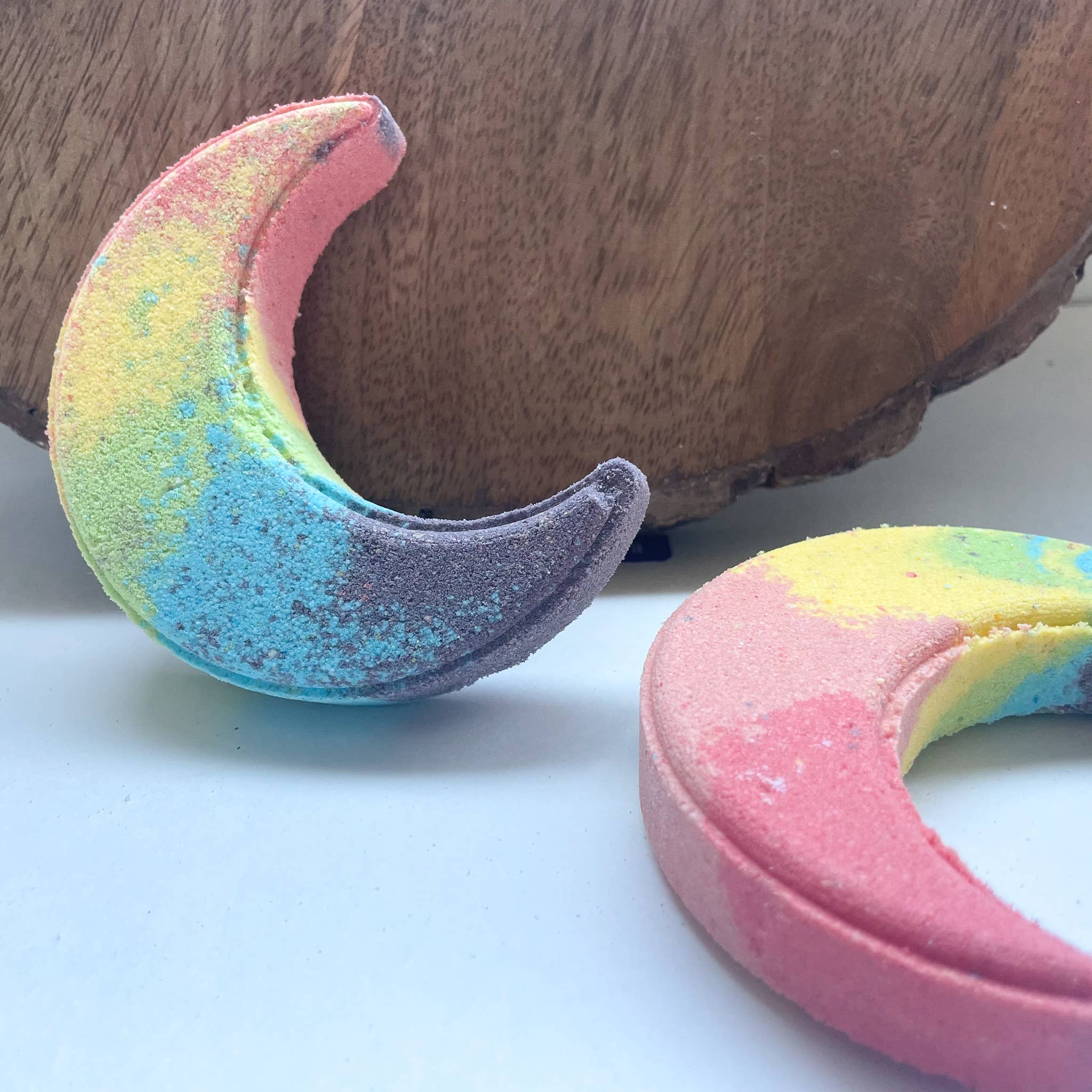 Rainbow Waters - Wholesale Bath Bomb/Fizz - Tie Dye Rainbow Bath Bomb | goat milk | sweet citrus scent6