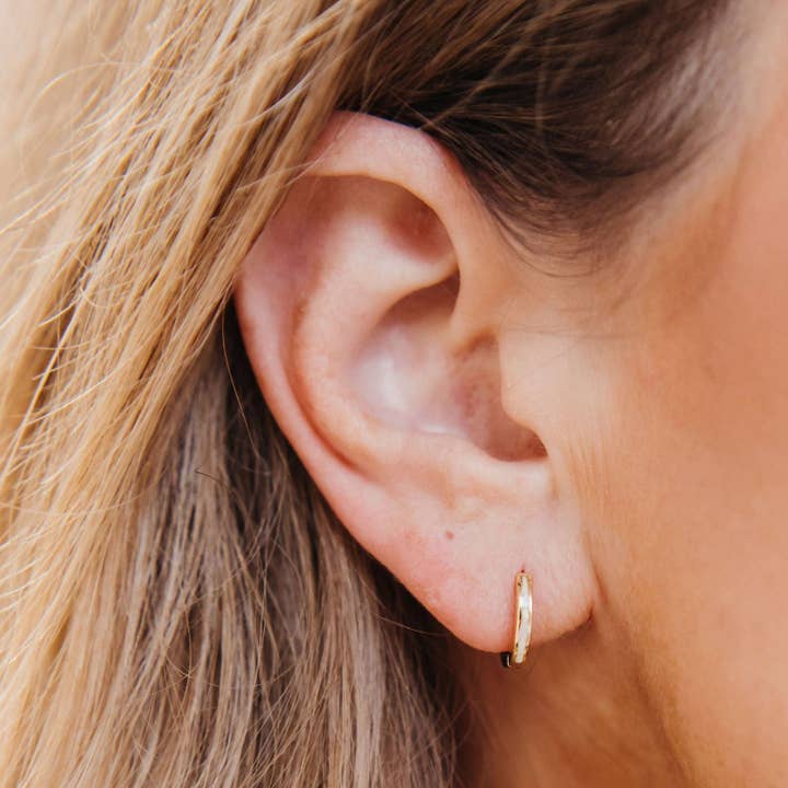 Chloe + Lois - Wholesale Huggie Earrings - Pink Opal Huggie Hoops3