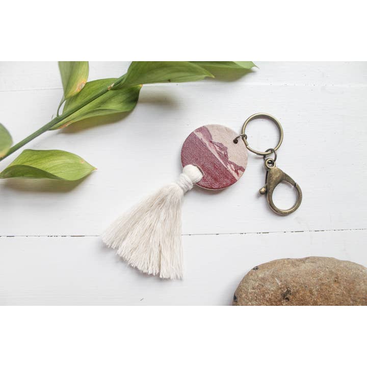 Mountain Boho Portachiavi per la vendita all'ingrosso da parte di Daydream Collective