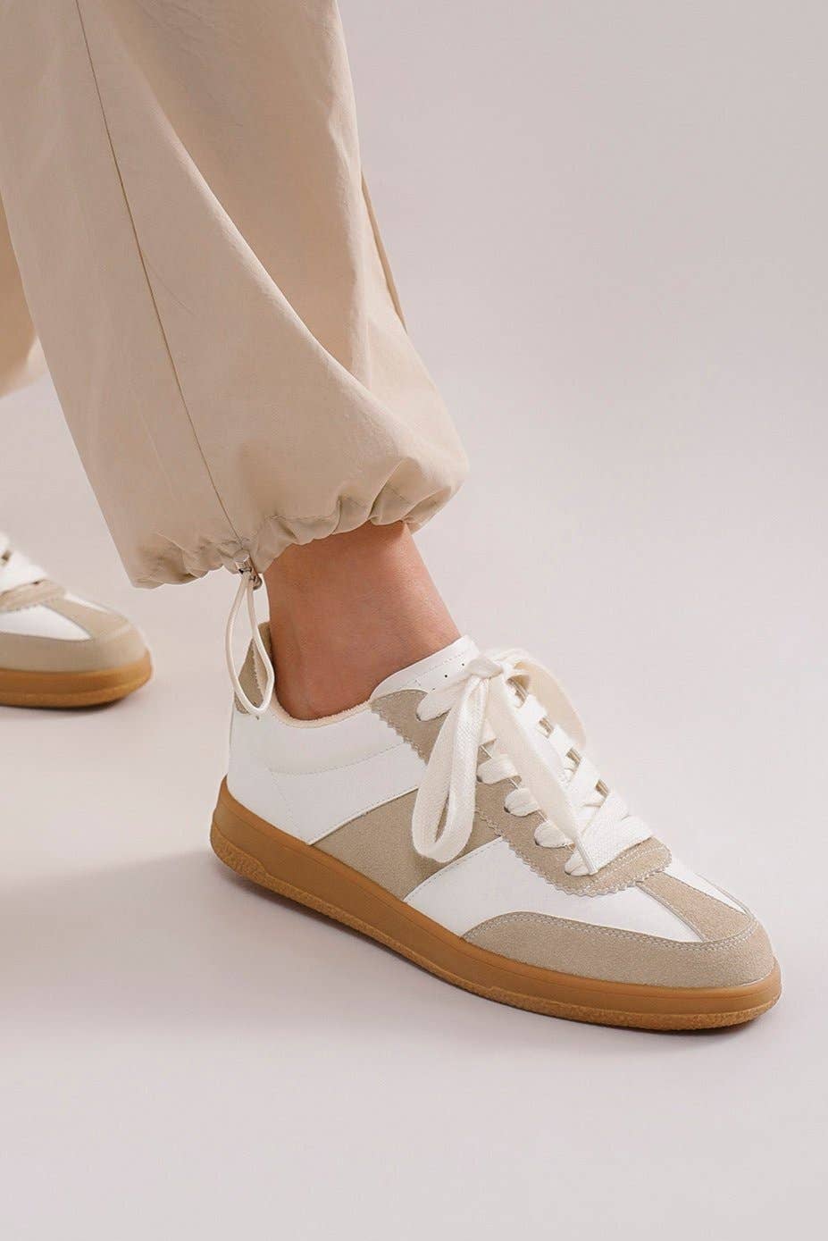 BEAST FASHION - Wholesale Lifestyle Sneakers - Women's - SOUL-01 Lace-Up Sneakers9