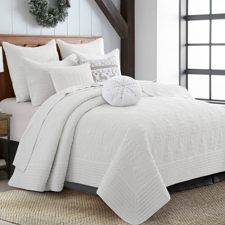 Levtex Home - Wholesale Bedding Set - O Christmas Tree Quilt Set