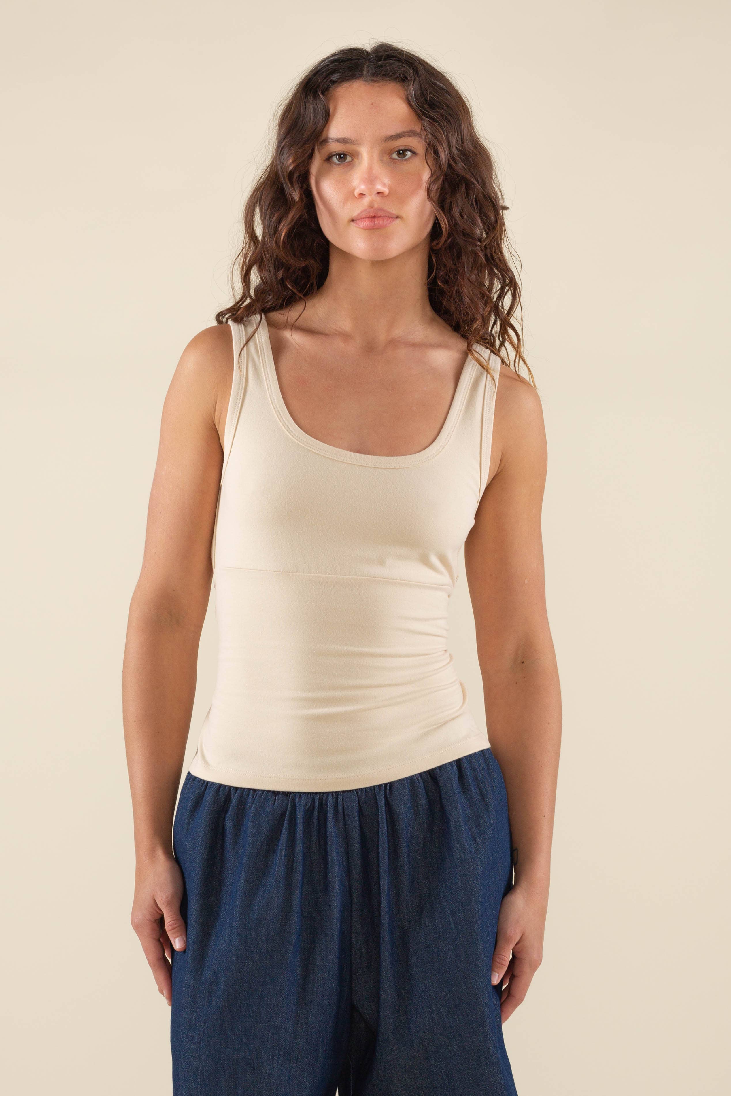 NLT – Tops – Mulher por atacado – Caris Top de Jersey com Laço nas Costas - Tamanho Grande9