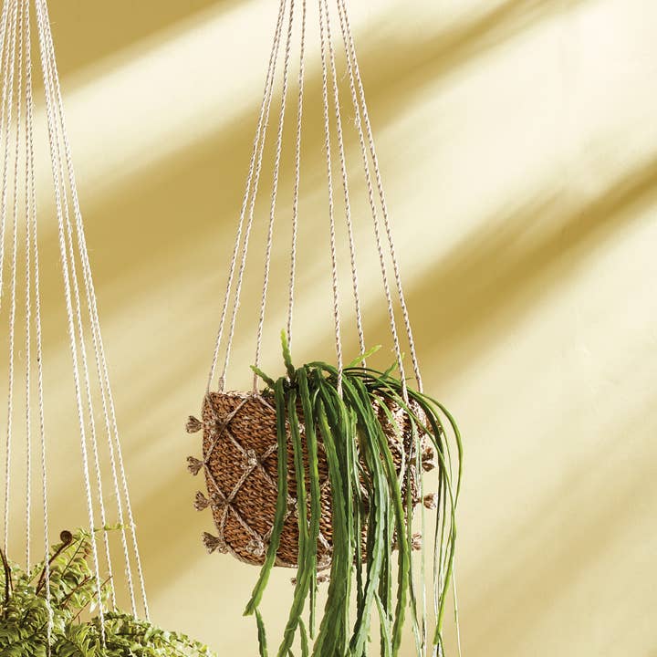 Napa Home & Garden - Wholesale Hanging Planter - Masana Seagrass Hanging Basket 11"
