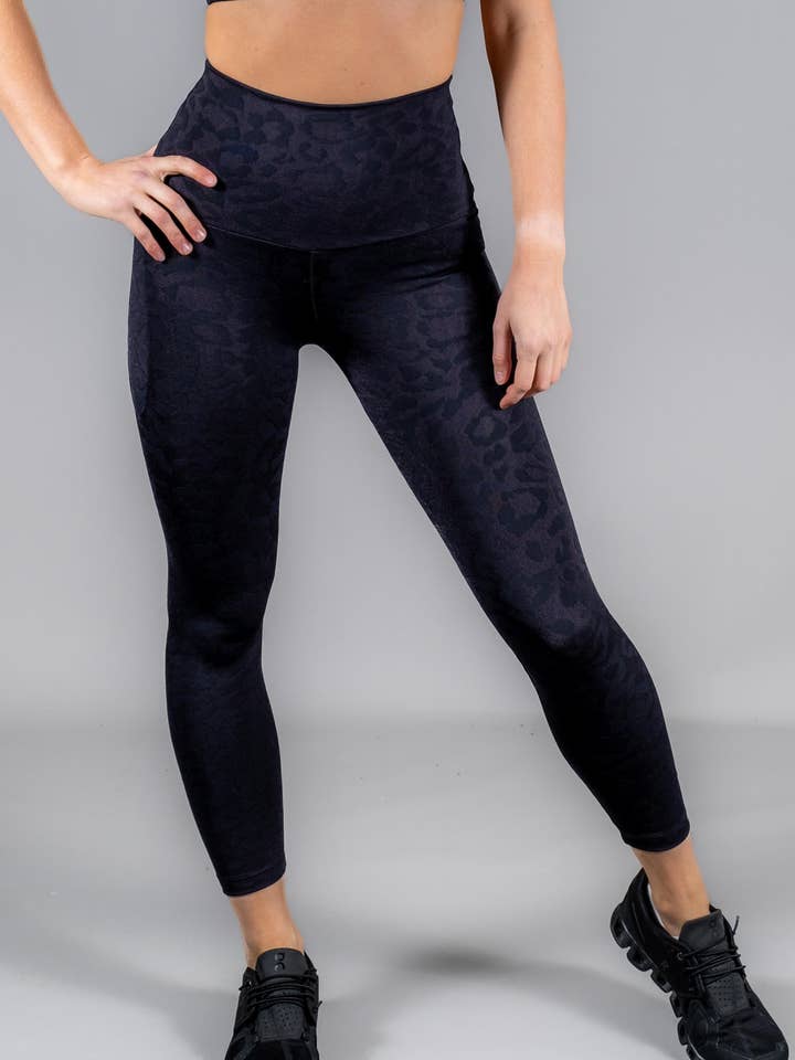 High Waist 7/8 - Unleashed Black for wholesale by runfastergear
