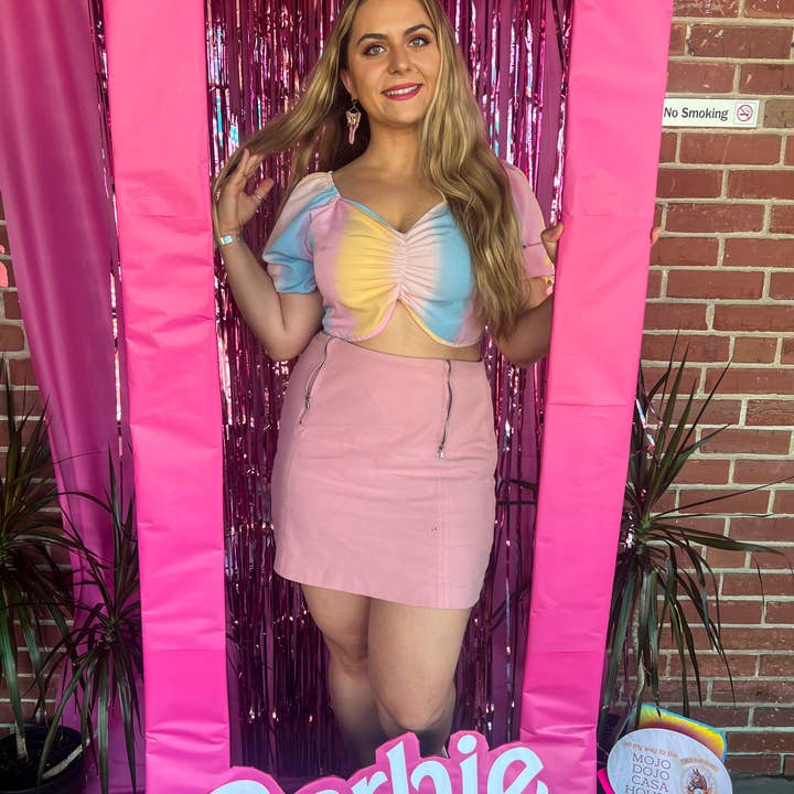 Sugar Bird Jewels - Wholesale Dangle Earrings - Strawberry cake moths 1