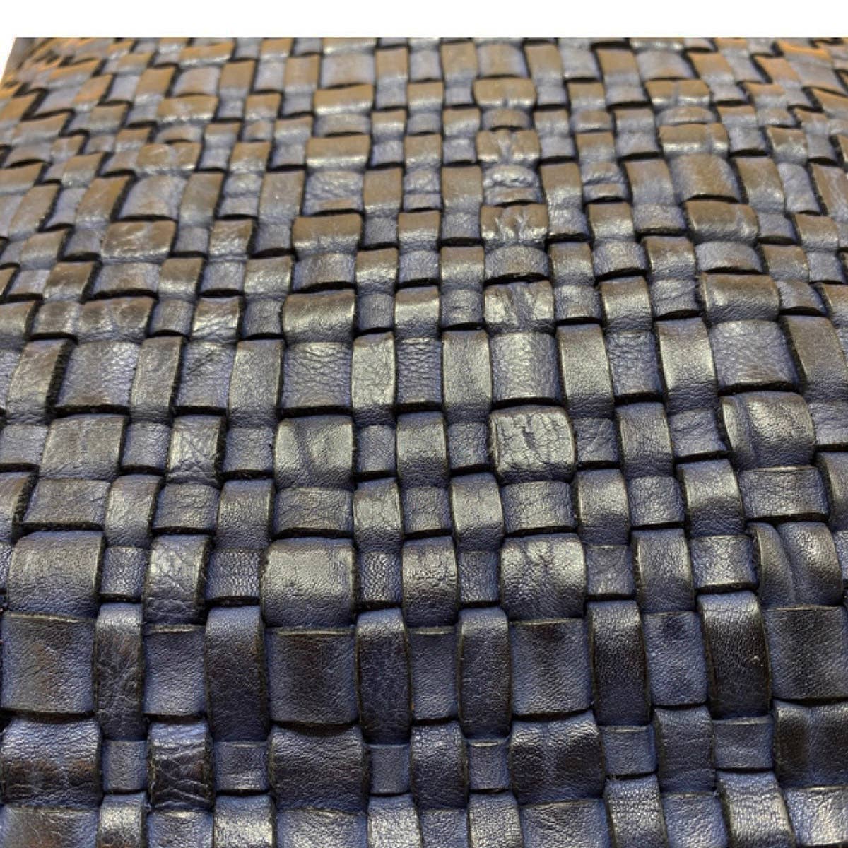 Arrigo - Wholesale Shoulder Bag - Women's - Arrigo Leather Shoulder Bag Made Of Supple Braided Leather23