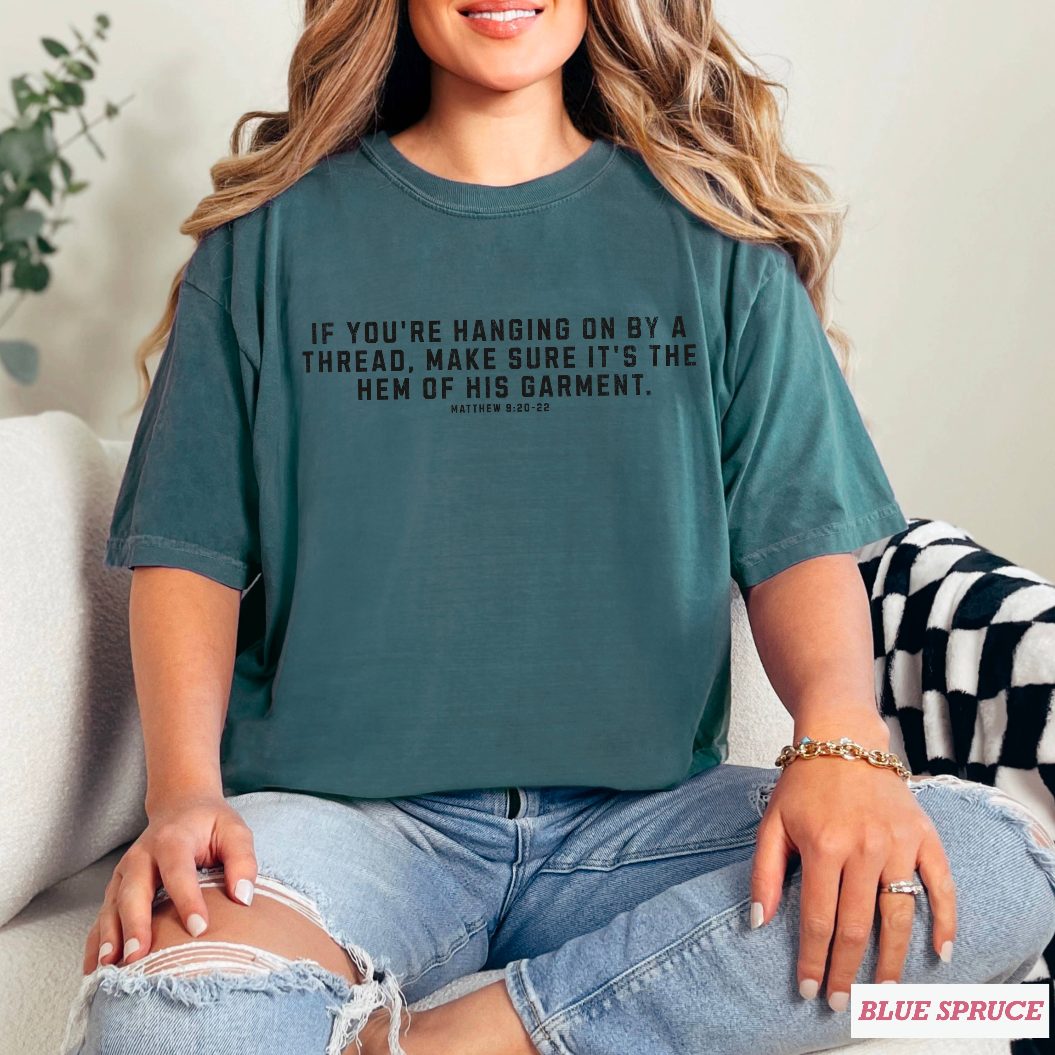 Shoppe SHC - Vente T-shirt à imprimés – femme - Christian Graphic | Ne tenir qu'à un fil | Couleur confort6