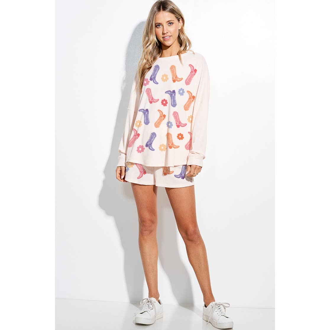 Phil Love – wholesale Lounge set – Women's – Cowgirl boots print lounge short pants set 11