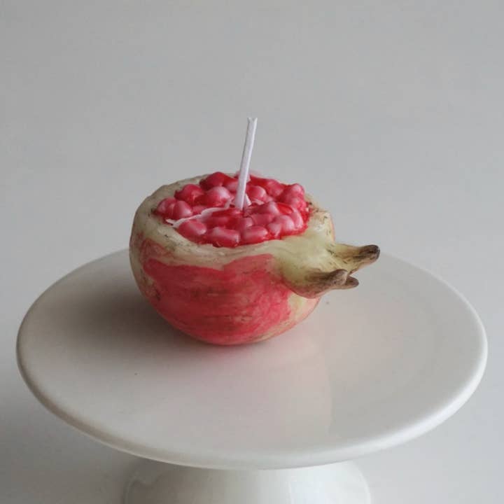 House of Shokunin - Wholesale Novelty Candle - handcrafted Pomegranate candle handmade home decor candle10