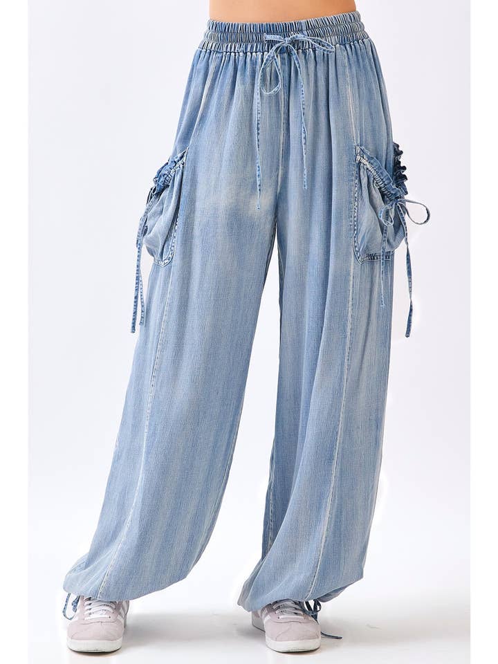 WASHED CHAMBRAY ADJUSTABLE ANKLE DROP POCKET PANTS for wholesale by mittoshop