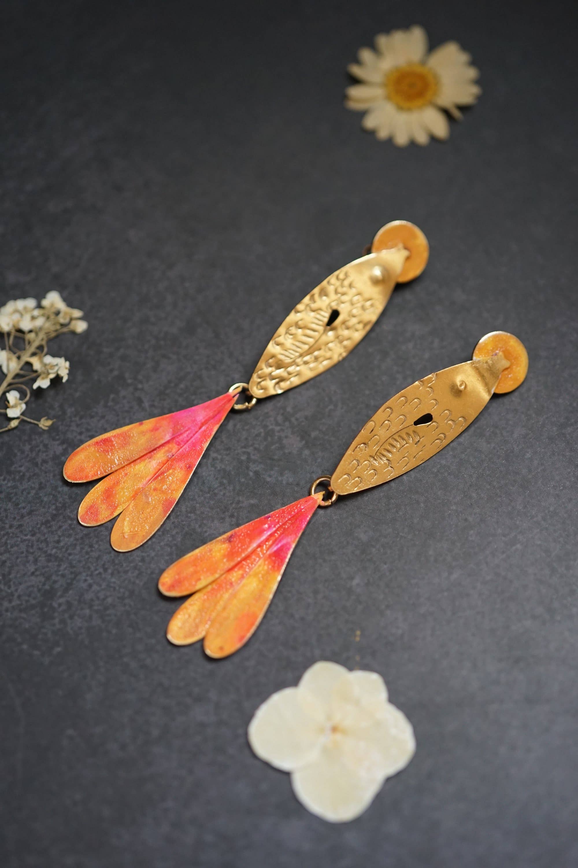 Maria rosua - Wholesale Dangle Earrings - Fish of the Paraná2